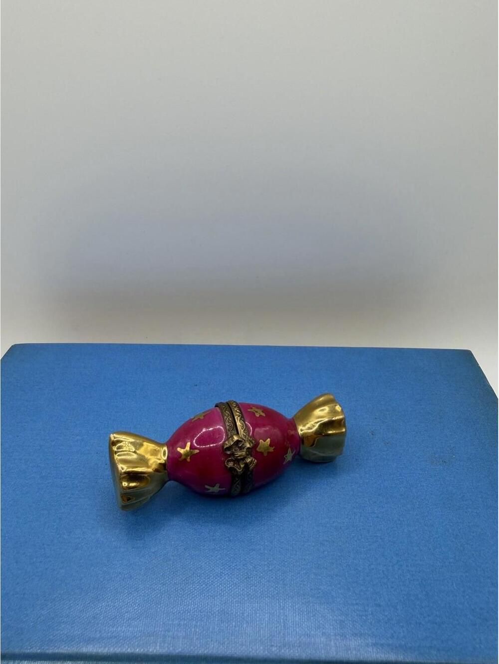 Antique Limoges France Peint Main Wrapped Candy Trinket Box RARE Design